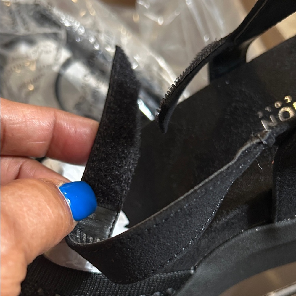 Kenneth Cole Reaction Black Rhinestone Sandals - Picture 7 of 10